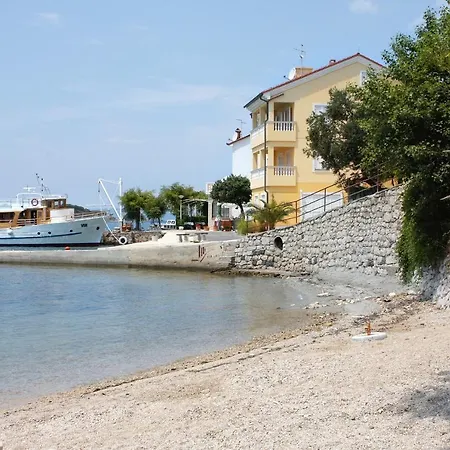 Appartement By The Sea - Gornja, Rab - 5053 Supetarska Draga