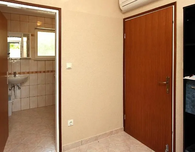 Apartament By The Sea - Gornja, Rab - 5053 *